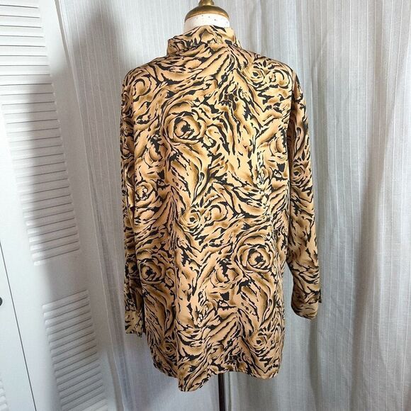 Style Exchange | Women’s | Blouses | M | Vintage Abstract Sandstorm Button Down - Picture 4 of 5